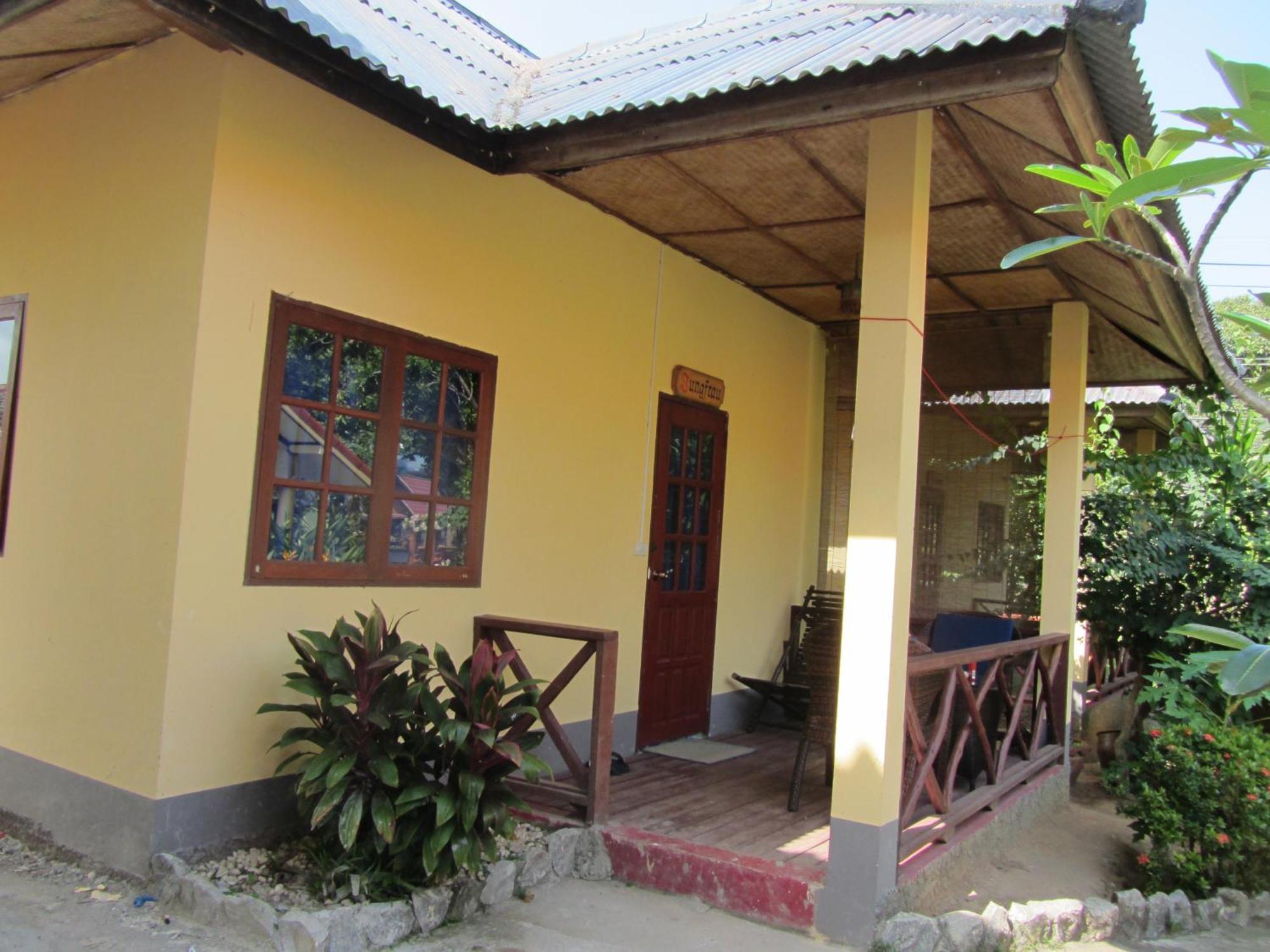 Flower Paradise Bungalows & Swiss Restaurant Roestiland Lamai Beach (Koh Samui) Quarto foto